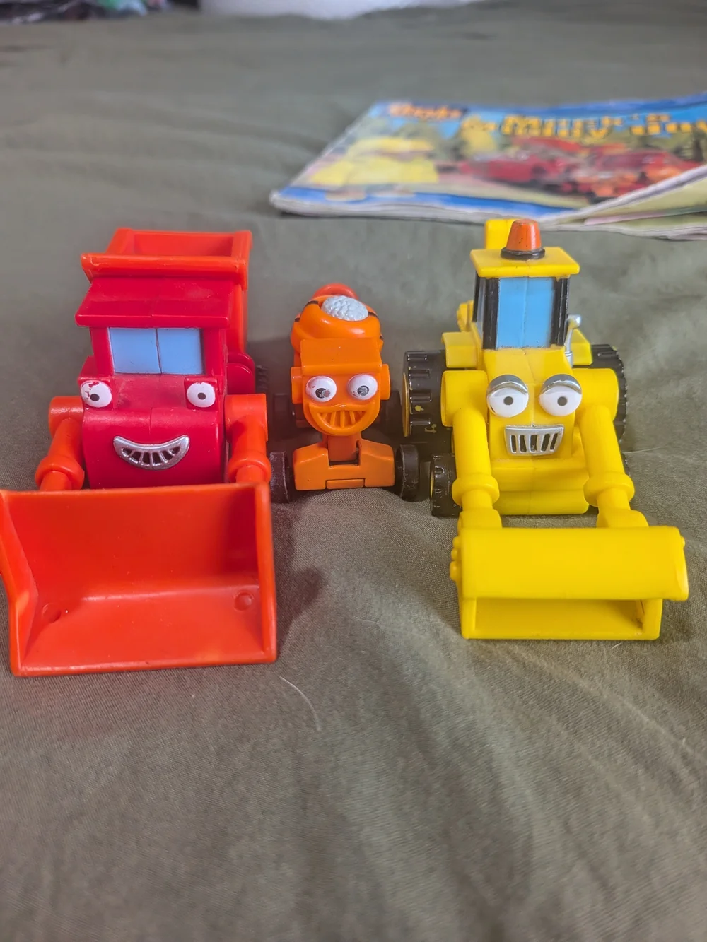 Bob the Builder Scoop, Muck, & Dizzy With Bob Book Bundle - Vintage Nostalgia